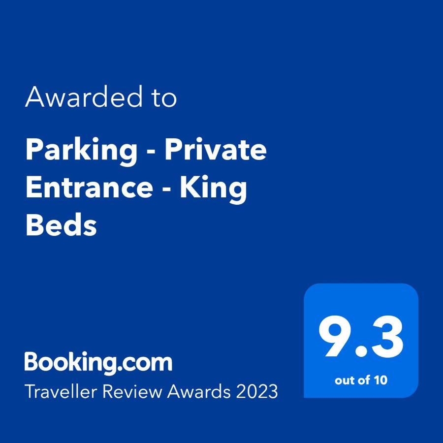 Parking - Private Entrance - King Beds Apartment Boston Luaran gambar